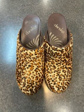 Dansko Leopard-Print Slip-On Clogs - Brown/Tan/Black